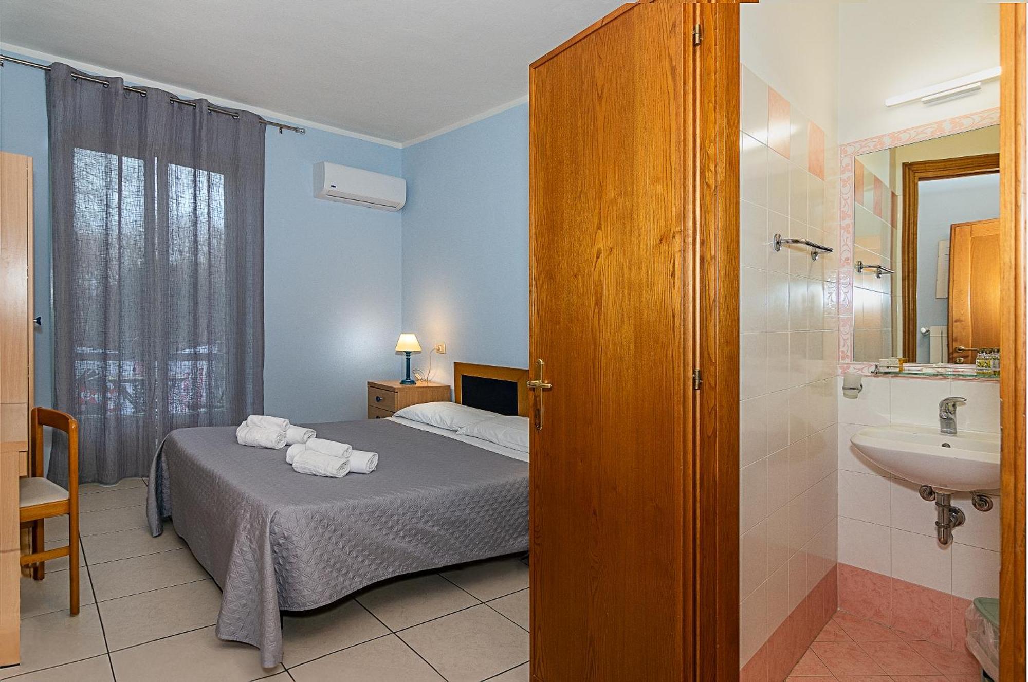 Hotel Villa Benvenuti Виареджо Экстерьер фото